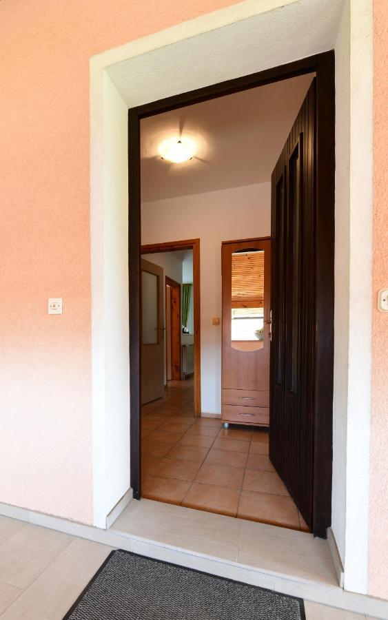 Apartments Alan Saborsko エクステリア 写真