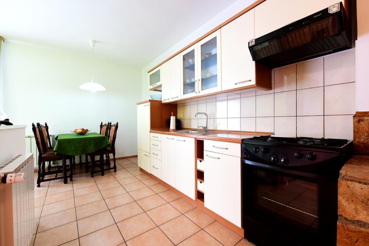 Apartments Alan Saborsko エクステリア 写真