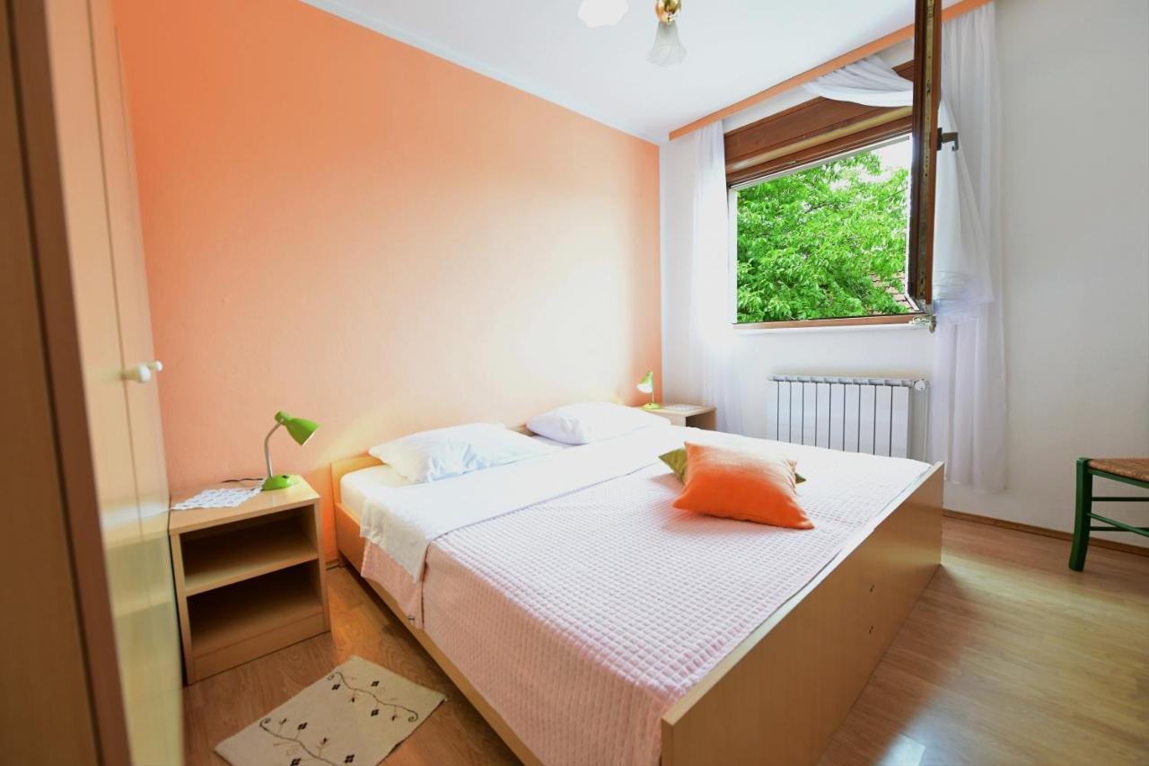 Apartments Alan Saborsko エクステリア 写真