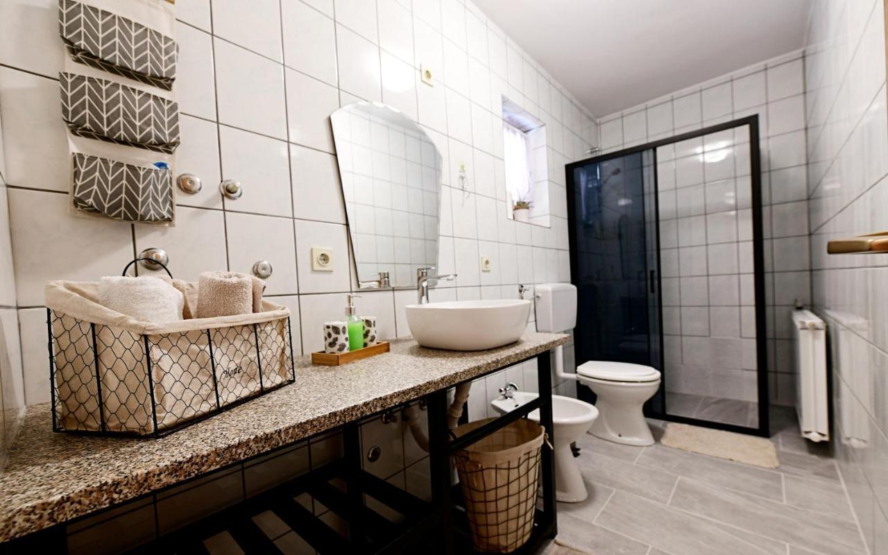 Apartments Alan Saborsko エクステリア 写真